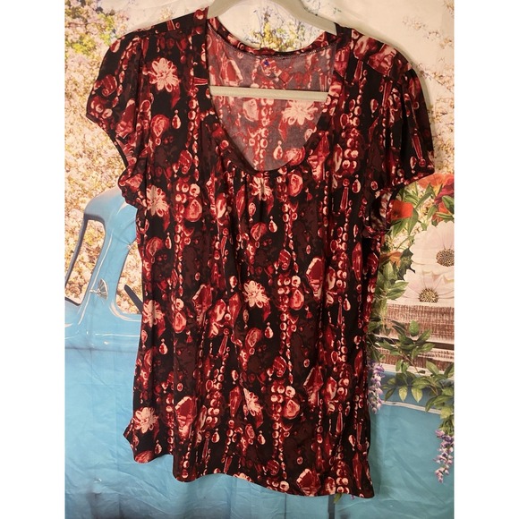 Source Unknown Tops - Womens short sleeve blouse size small